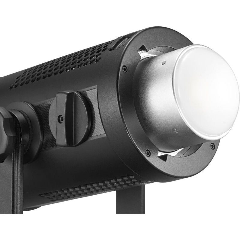 LED світло Godox SZ150R Zoom RGB (2500-6500K, 150W)