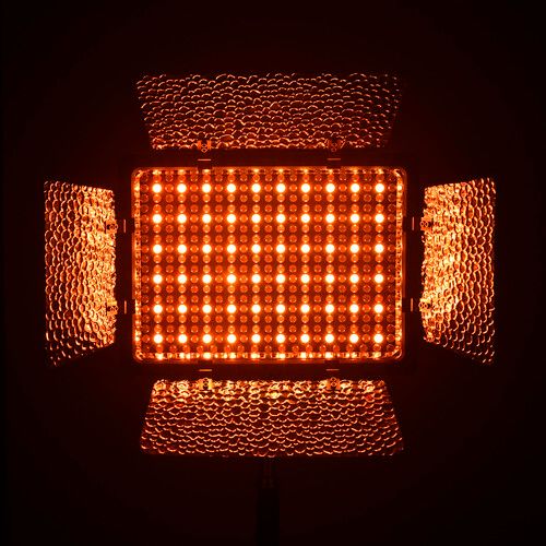 LED світло Yongnuo YN-300 IV RGB (3200-5600K)