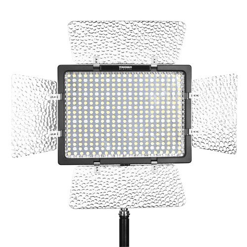 LED свет Yongnuo YN-300 IV RGB (3200-5600K)